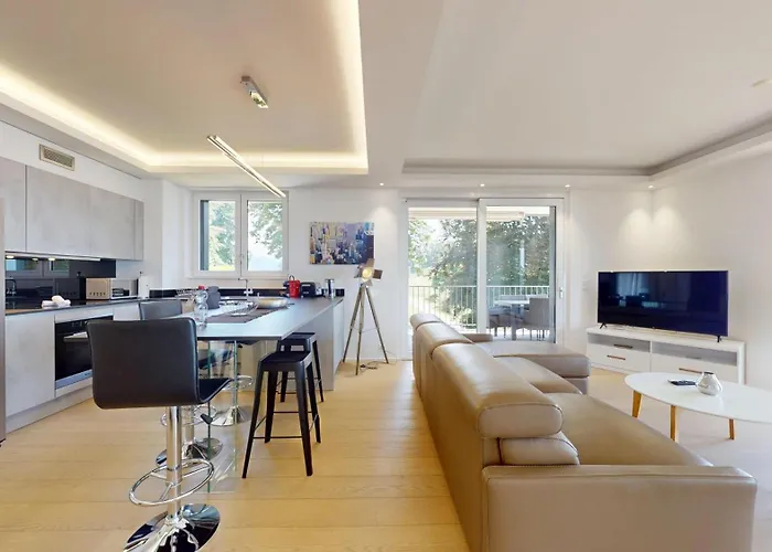 Apartament Superb Lakeview Flat - In The Heart Of Lavaux *