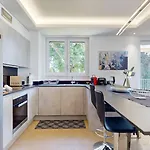 Superb Lakeview Flat - In The Heart Of Lavaux