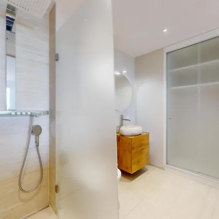 Apartman Superb Lakeview Flat - In The Heart Of Lavaux *