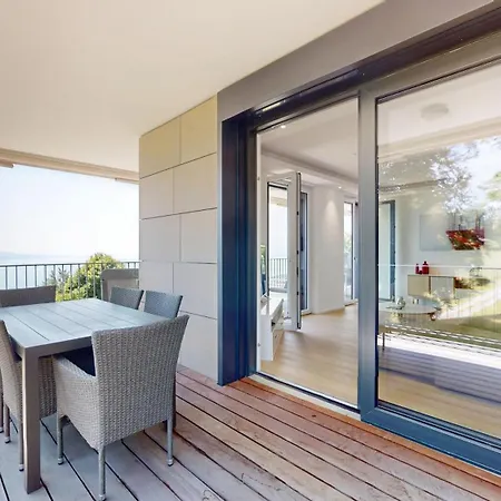 Superb Lakeview Flat - In The Heart Of Lavaux * Puidoux